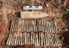 Prie rekonstruojamų Smiltynės perkėlos krantinių rastas gausus sprogmenų arsenalas - 2
