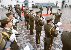 Lietuvos ir Estijos kariuomenių vadai aptarė bendrus gynybos projektus - 3