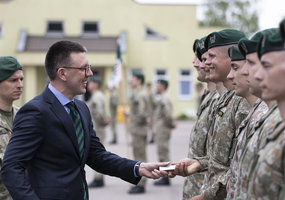Klaipėdoje išlydėti kariai į tarptautines misijas Europoje, Azijoje ir Afrikoje - 3