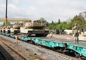 Į Kauną atvyksta JAV rotacinių pajėgų sunkusis batalionas su kovine technika. Pirmą kartą... - 6