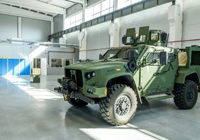 Vokietijos įmonės investuoja Lietuvoje į karinės įrangos priežiūros dirbtuves - 4