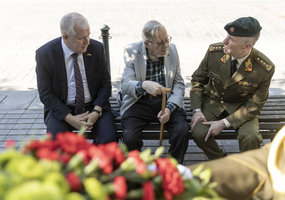 Atiduota pagarba Birželio 23-osios karinio sukilimo dalyviams  - 4