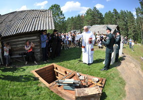 Visuomenei atverta Juozo Jakavonio-Tigro sodyboje rekonstruota Dainavos apygardos partizanų vadų... - 20