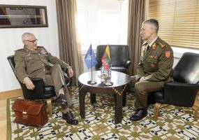 Commander of JFC Brunssum conducts his first visit to Lithuania   - 1