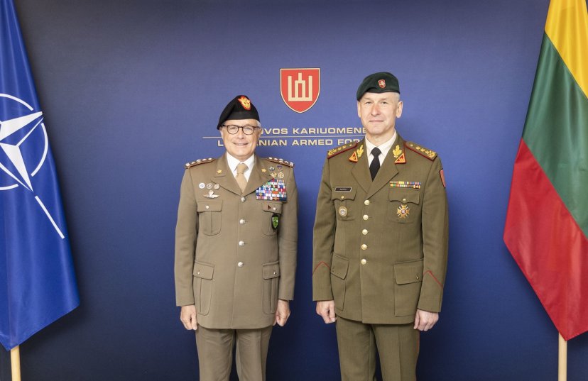 Pirmuoju vizitu užsienyje į Lietuvą atvyko NATO Jungtinės pajėgų vadavietės Brunsume vadas
