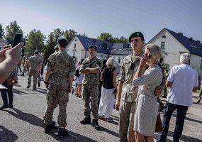 Tarnybą baigė Husarų bataliono jaunieji vilkai - 5