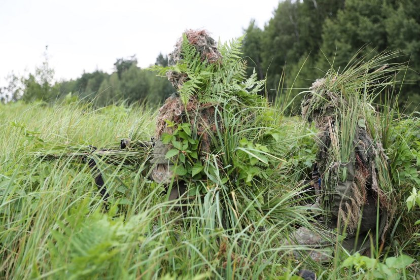 Kariai savanoriai renkasi ir snaiperio kelią
