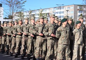 Tarnauti Lietuvos valstybei prisiekė apie 300 karių - 2