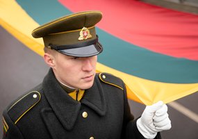 Lietuvos kariuomenė minėdama atkūrimo metines nepamiršo istorijos pamokų, karo Ukrainoje ir... - 2