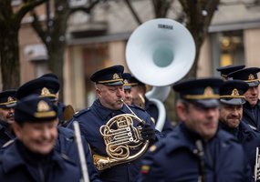 Lietuvos kariuomenė minėdama atkūrimo metines nepamiršo istorijos pamokų, karo Ukrainoje ir... - 17