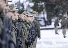Kūčių išvakarėse tarnauti Lietuvai prisiekė per 300 karių - 8