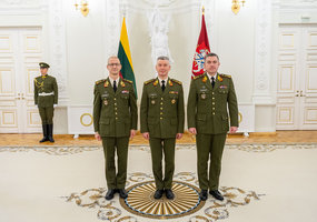 Suteikti generolų majorų laipsniai - 3