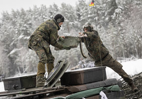 NATO priešakinių pajėgų kovinė grupė baigė aukščiausio lygmens kovinio šaudymo pratybas - 6