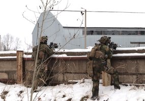 Panevėžio mieste vyko bendros Husarų bataliono ir eFP Norvegijos Kuopos pratybos - 9
