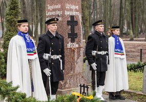 Klaipėdos šimtmetis Lietuvos sudėtyje – pagerbti sukilimo žuvusieji - 12