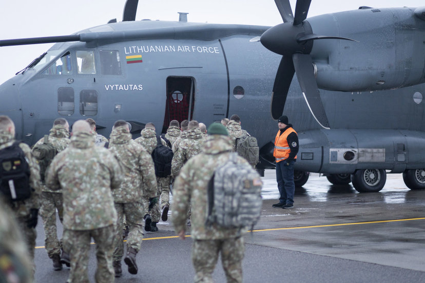 Pradedamas 2023 m. Ukrainos karių rengimo ciklas - Lietuvos kariuomenės instruktoriai išvyko į...