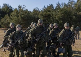 Aktyviojo rezervo kariai pradėjo kolektyvinių užduočių vykdymą - 8