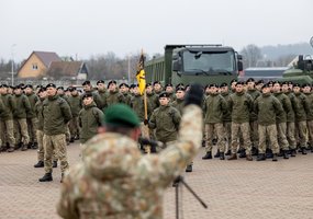  Auga Lietuvos kariuomenės rezervo karių skaičius: jį papildė dar viena karo inžinierių laida - 2