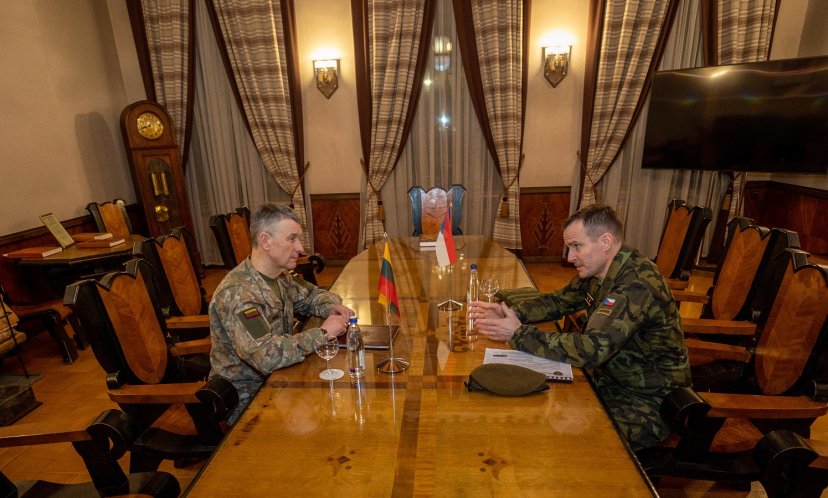 Lietuvos ir Čekijos kariuomenių vadai sutarė dėl tolimesnio bendradarbiavimo