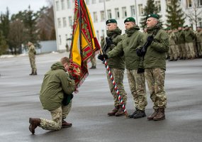 Daugiau kaip 600 karių baigė nuolatinę privalomąją pradinę karo tarnybą - 1