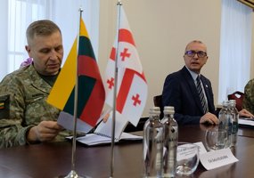 Dvišaliame susitikime aptarta Lietuvos pagalba  Sakartvelui tobulinant karo prievolės sistemą - 1