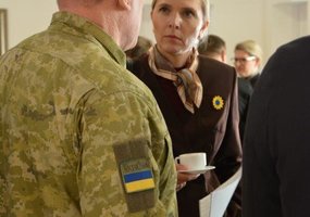 Ukrainos krašto apsaugos ir vidaus reikalų sistemų atstovai konferencijoje pasidalijo kare... - 4