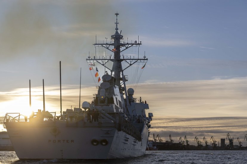  Į Klaipėdą atplaukė JAV karinio laivyno raketinis kovos laivas