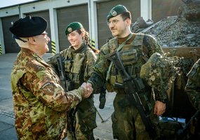 NATO Jungtinės pajėgų vadavietės Brunsume vado vizito metu aptarti regioniniai gynybos planai - 6