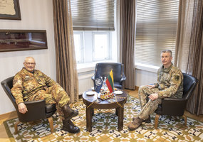 NATO Jungtinės pajėgų vadavietės Brunsume vado vizito metu aptarti regioniniai gynybos planai - 2