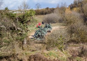 Lietuvos kariuomenės artileristai su haubicomis PzH2000 dalyvavo tarptautinėse pratybose Vokietijoje - 1