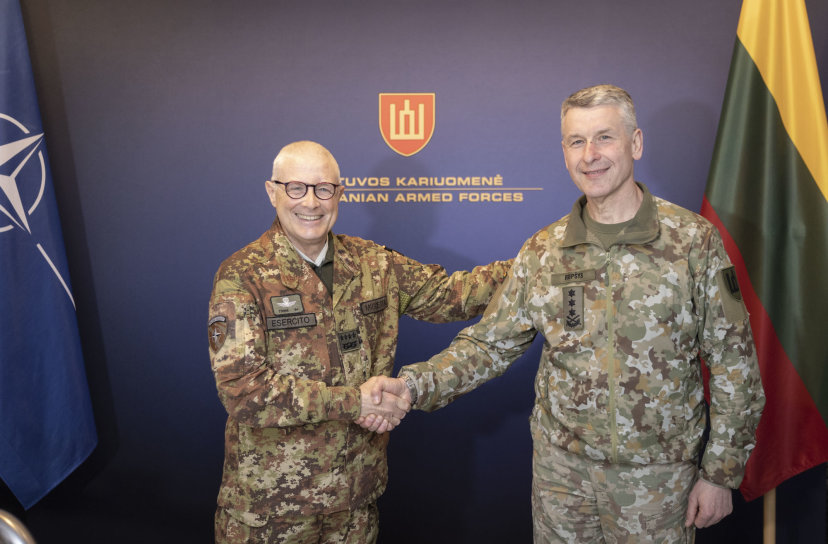 NATO Jungtinės pajėgų vadavietės Brunsume vado vizito metu aptarti regioniniai gynybos planai