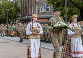 Karaliaus Mindaugo husarų batalionas paminėjo Panevėžio išvadavimo ir vėliavos dienos metines - 9