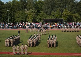 Beveik 900 NPPKT karių papildė Lietuvos kariuomenės rezervą - 17