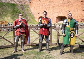 Lietuvos karių pergalėsTarptautiniame riterių turnyre Kariuomenės vado kalavijui laimėti - 10