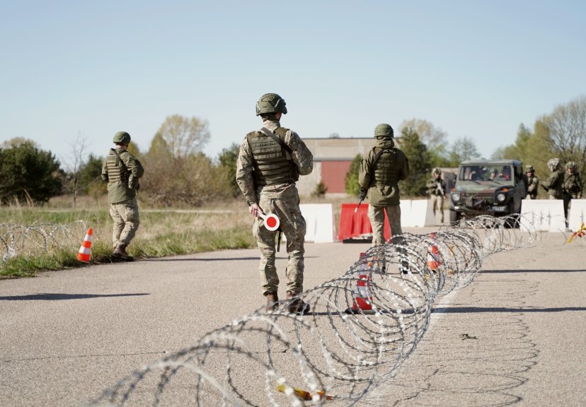 TMU: Savanorių pajėgų kariai treniravosi saugoti ir ginti Būtingės terminalą