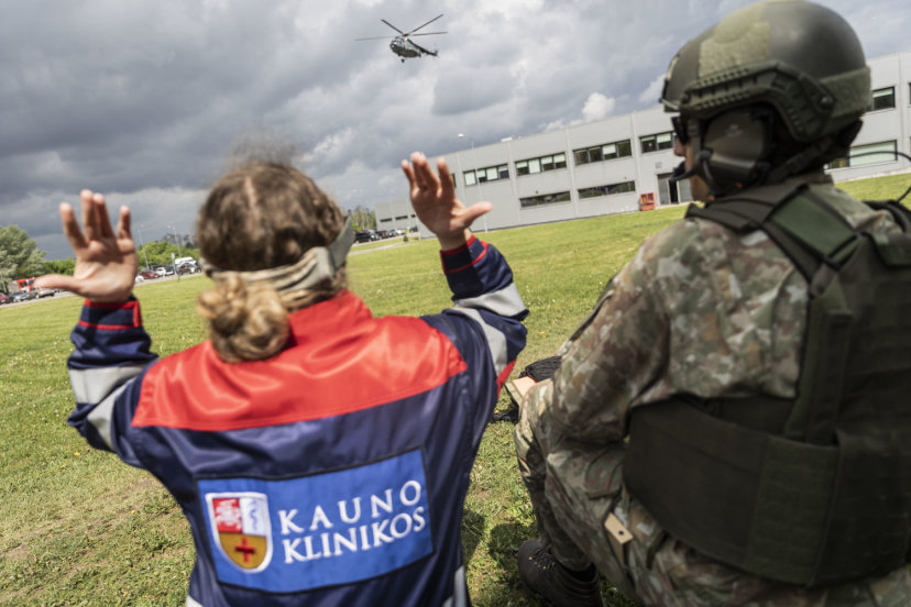 Lithuanian Armed Forces and healthcare sector train interoperability at the international...