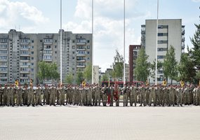 Pasikeitė KASP Didžiosios Kovos apygardos 8-osios rinktinės vadas  - 3