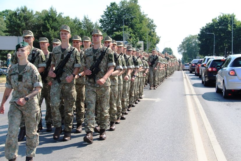 Lietuvos Respublikai prisiekė Kęstučio bataliono kariai