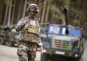 Pirmą kartą Lietuvoje savaeigės haubicos „Caesar“ atlieka ugnies uždavinius - 1