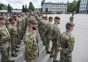 Tarnybą Lietuvoje pradeda naujos rotacijos NATO Priešakinių pajėgų kovinė grupė  - 8