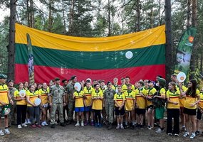 Dar vienas išeivijos jaunuolių susitikimas su kariais stovykloje „Pasaulio Lietuva“ - 5