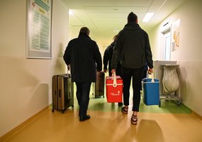 Karinių oro pajėgų sraigtasparnis iš Lenkijos pargabeno donoro organus - 4