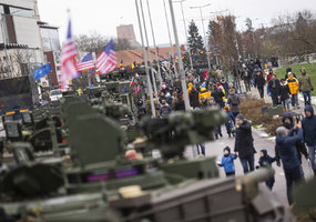 Lietuvos kariuomenės gimtadienis sudrebino Konstitucijos prospektą - 5