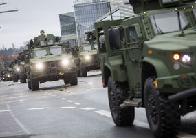 Lietuvos kariuomenės gimtadienis sudrebino Konstitucijos prospektą - 14