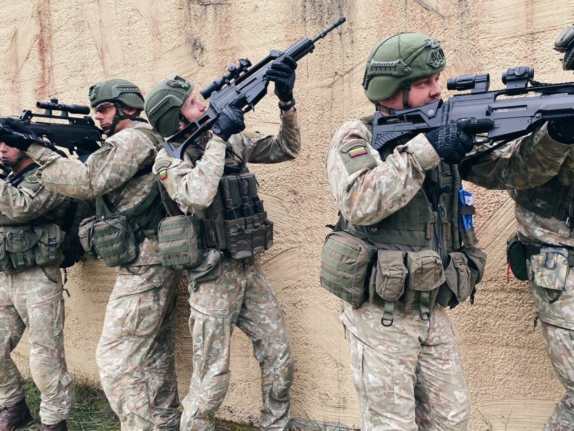Krašto apsaugos savanorių pajėgų kariai sugrįžo iš tarptautinių pratybų „Jungtinis sprendimas“