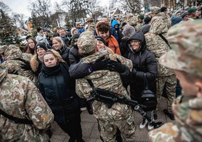 Karaliaus Mindaugo husarų batalione 295 jaunuoliai prisiekė tarnauti Lietuvos Respublikai - 7