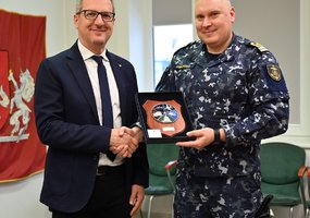 Karinių jūrų pajėgų patruliniuose laivuose sėkmingai įdiegti radarai su oro erdvės stebėjimo... - 4