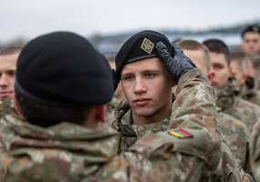 Jaunųjų inžinierių rengimo pabaigą vainikavo berečių įteikimo ceremonija - 6