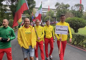 Karo policijos karys su komanda pasiekė pasaulio rekordą ir laimėjo pasaulio bėgimo čempionų titulą - 2