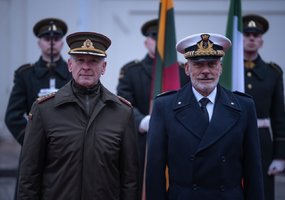 Lietuvoje vieši Italijos kariuomenės vadas, aptarti rotacinio Oro gynybos modelio mokymai ir... - 4